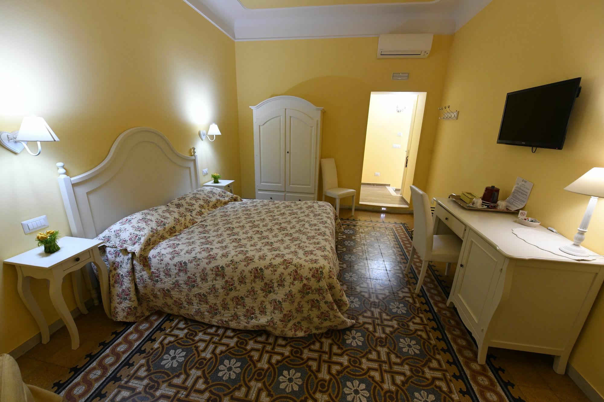 Qt Suites Roma Екстериор снимка